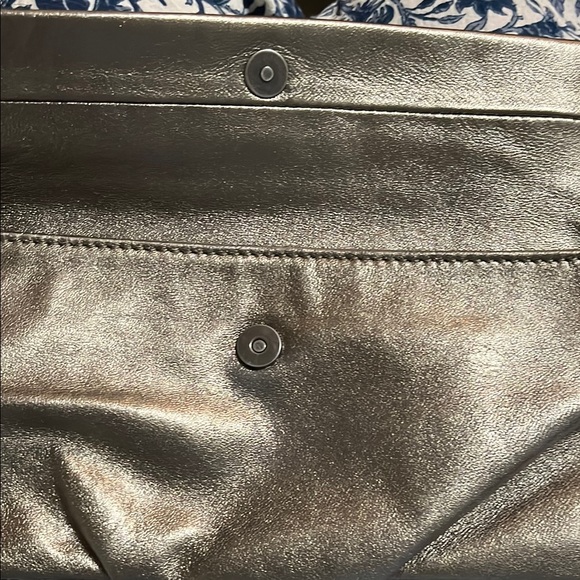Banana Republic ruched bronze leather Clutch Bag - Picture 4 of 5